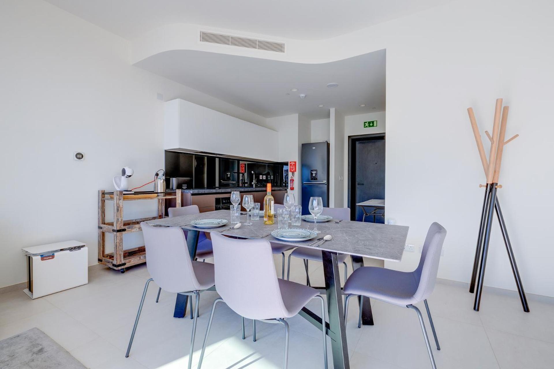 Apartment Mercury-tower Modern