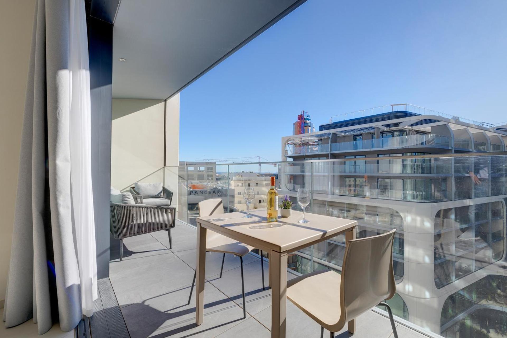 Mercury-tower Modern Apartment