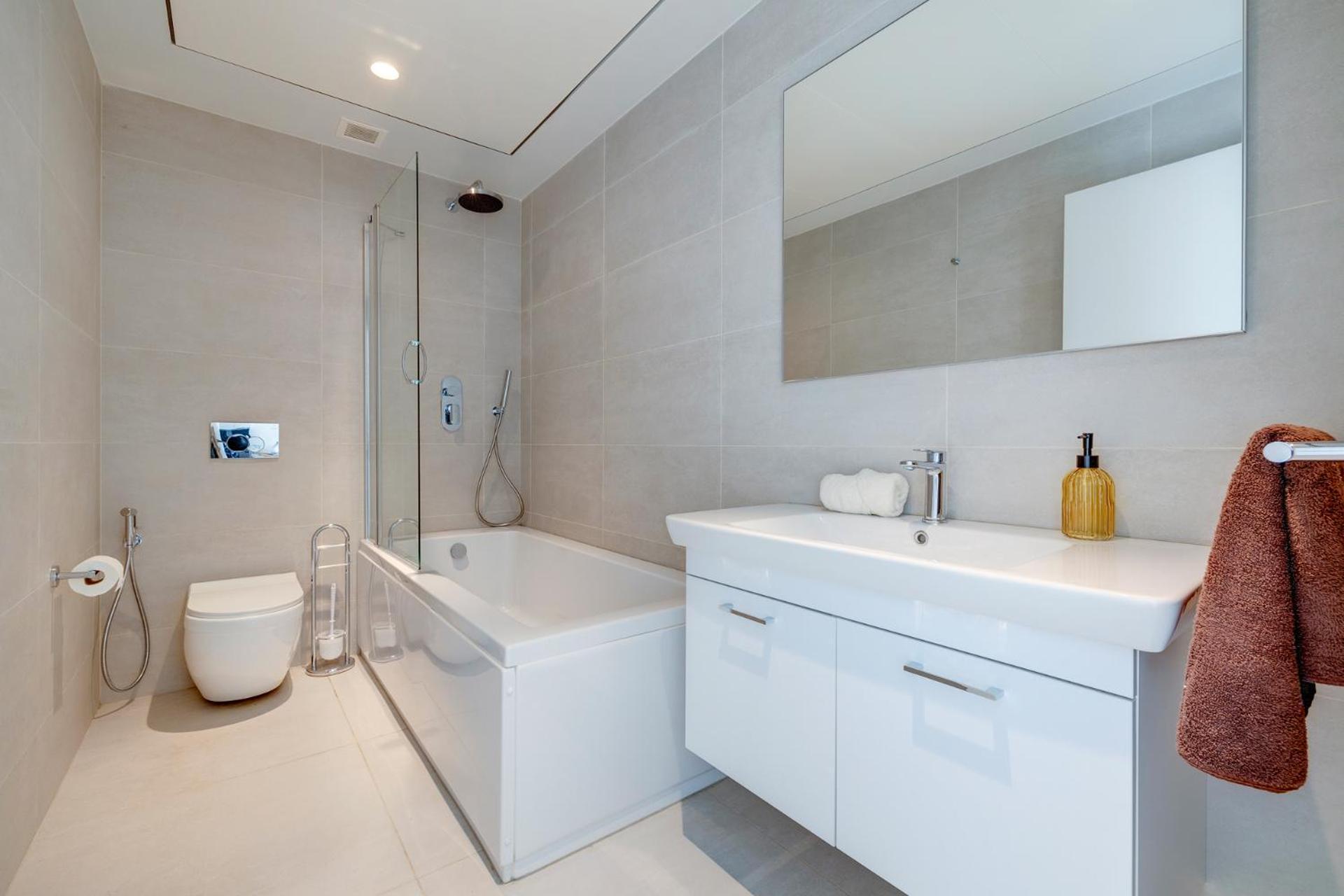 Mercury-tower Modern Apartment Saint Julian's